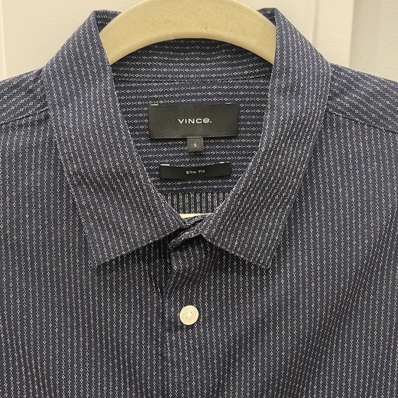 Vince Dark Navy Patterned Button Down Size Small - Picture 2 of 7